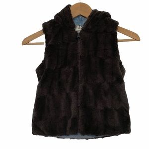 Widgeon Faux Fur Unisex Vest